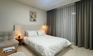 YEONSAN THE STAY