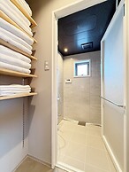 Reno bld 301