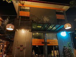Govantes Guesthouse Loft Units