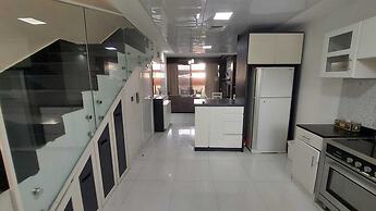 Dubai- 1bhk Villa Townhouse
