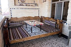Durdona Guest House