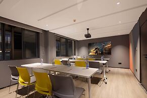 Mcsrh Hotel -Chongqing Shibati