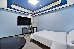 Aroma Hotel
