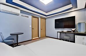 Aroma Hotel