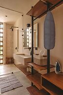 Boutique Condo w Private Pool in La Veleta