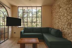 Boutique Condo w Private Pool in La Veleta