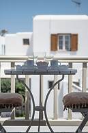 Mykonos Twins