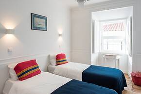 Luxury Building With Rooftop in Central Ericeira