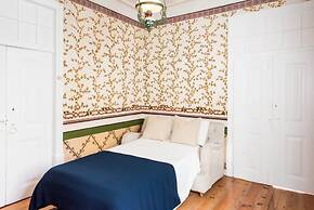 Luxury Building With Rooftop in Central Ericeira