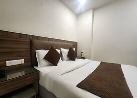 Hotel Geetanjali Inn