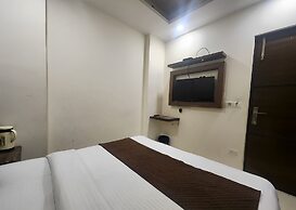 Hotel Geetanjali Inn
