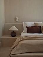 Akria Seaside Suites