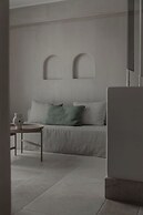 Akria Seaside Suites