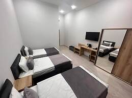 Rever Hotel