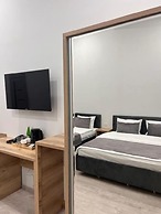 Rever Hotel