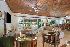 Golf-Front Villa in Puntacana Resort
