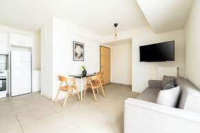 Elysee Apartments 9 B