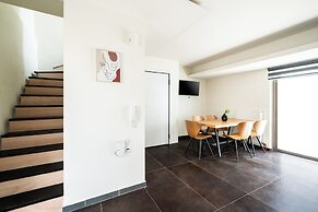 Elysee Apartments 9 B