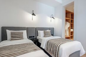 Artifact Apart Hotel