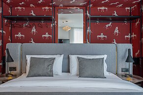 Artifact Apart Hotel