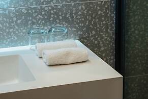 Artifact Apart Hotel