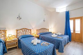 Brezza Apartment Near The Sea
