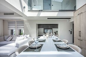 Eternity Blue Exclusive Villa - Sunrise Villas