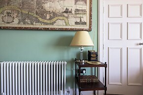 Inviting Flat near City Centre
