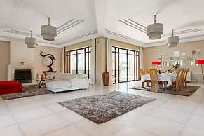 Villa Koutoubia Your Luxurious Oasis in Marrakech