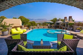 Villa Belladonna - A Luxury Retreat