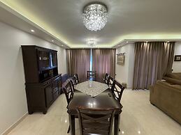 1108 Spacious 3BR Apt 2BA Near Airport