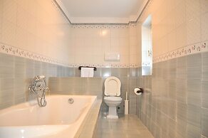 Villa Montecasciano - 8 Sleeps Private Garden