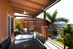 CR Luxury Altavista 2B 3 Bdrm