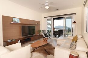 CR Luxury Altavista 2B 3 Bdrm