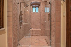 CR Luxury Montebello 3F 3 Bdrm
