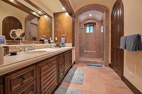 CR Luxury Montebello 3F 3 Bdrm