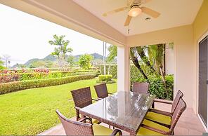 CR Luxury Del Mar 2Q 3 Bdrm