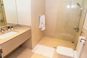 Bloomfields Stylish 1BR in Waters Edge