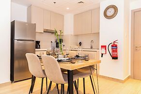 Bloomfields Stylish 1BR in Waters Edge