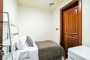 Fairmont South Residence 412
