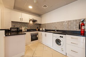 Marina Diamond 4 1707