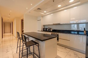 Noora Tower 4504 Business bay
