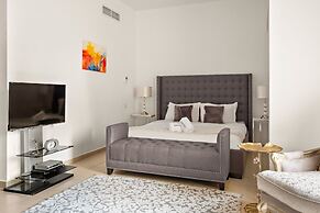 Jumeirah Beach Apartment