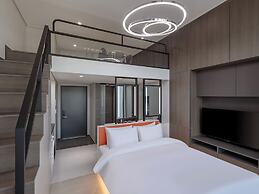 NEWCZ CENTUM HOTEL