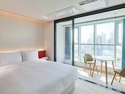 NEWCZ CENTUM HOTEL