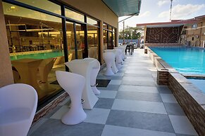 CROWN HOTEL TOBAGO