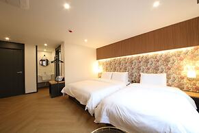 BROWNDOT HOTEL