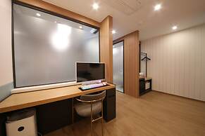 BROWNDOT HOTEL