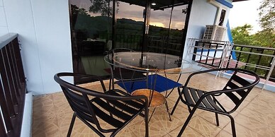 ChomTawan PhuphanDao Pool Villa