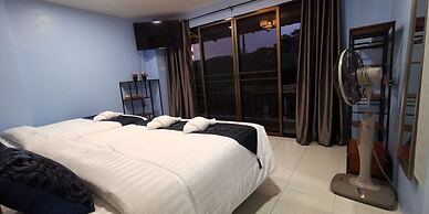 ChomTawan PhuphanDao Pool Villa